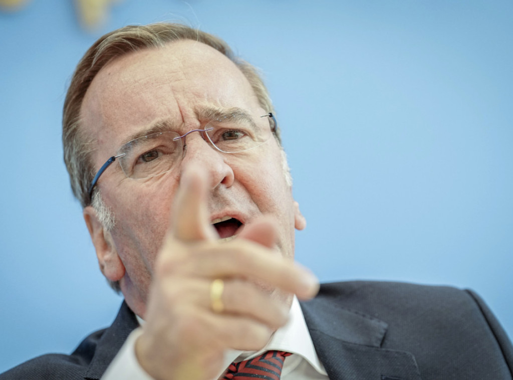 Nemački ministar odbrane želi da naruči municiju u vrednosti do 15 milijardi evra