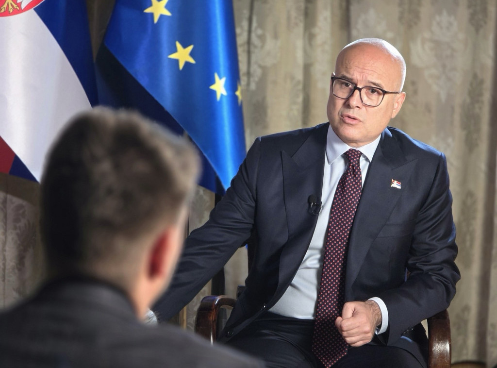 Vučević: Politika Vlade o Kosovu i Metohiji je identična politici predsednika i podržava je