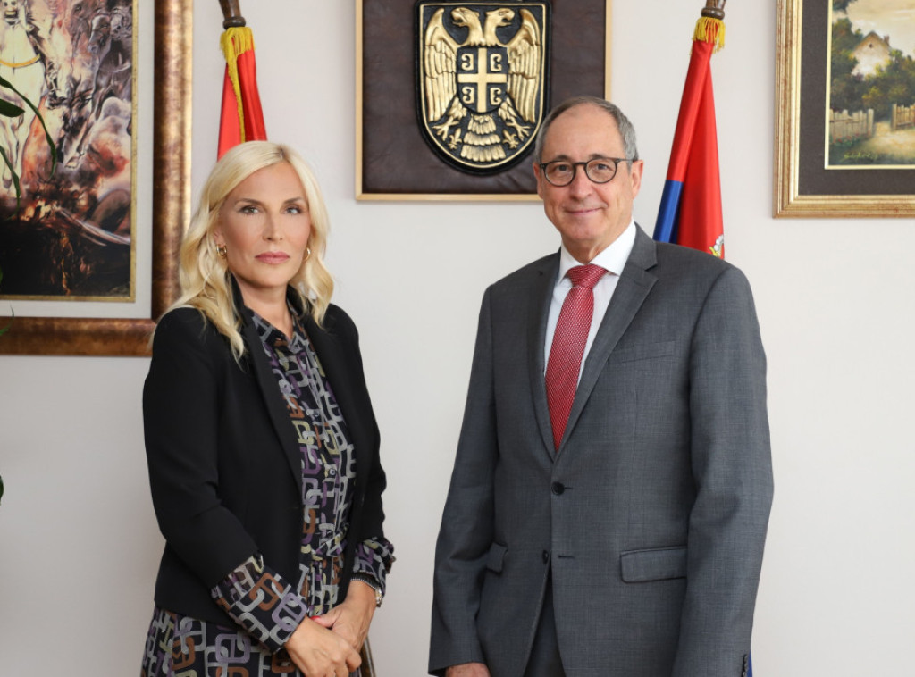 Maja Popović i Urs Šmid: Uvereni smo da će se saradnja naših zemalja i dalje unapređivati
