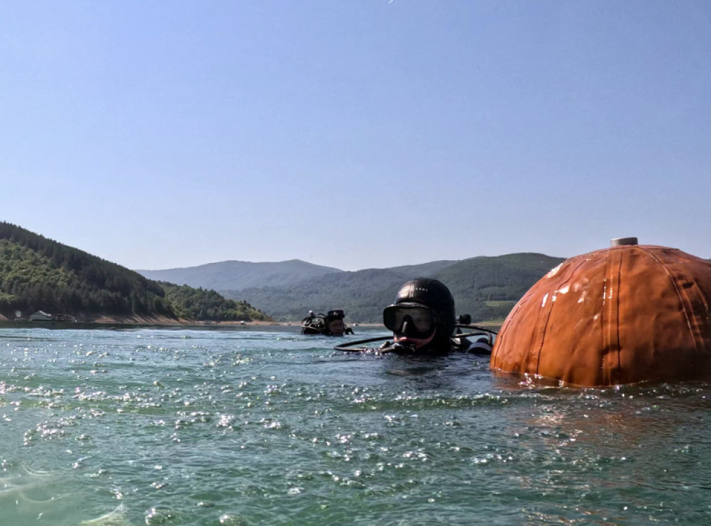 Vojska Srbije realizovala ronilačku obuka na velikim dubinama