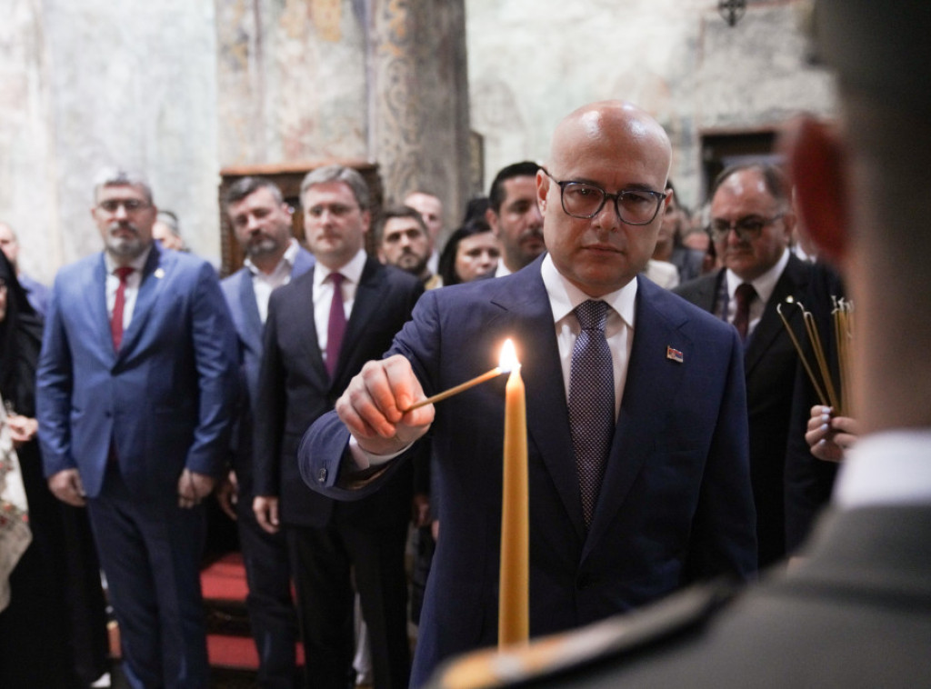 Završena vidovdanska liturgija u Ravanici kojoj je prisustvovao premijer Vučević