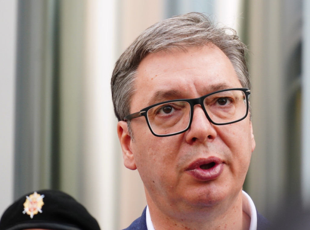 Vučić: Žandarm Miloš Jevremović biće odlikovan čim izađe iz bolnice