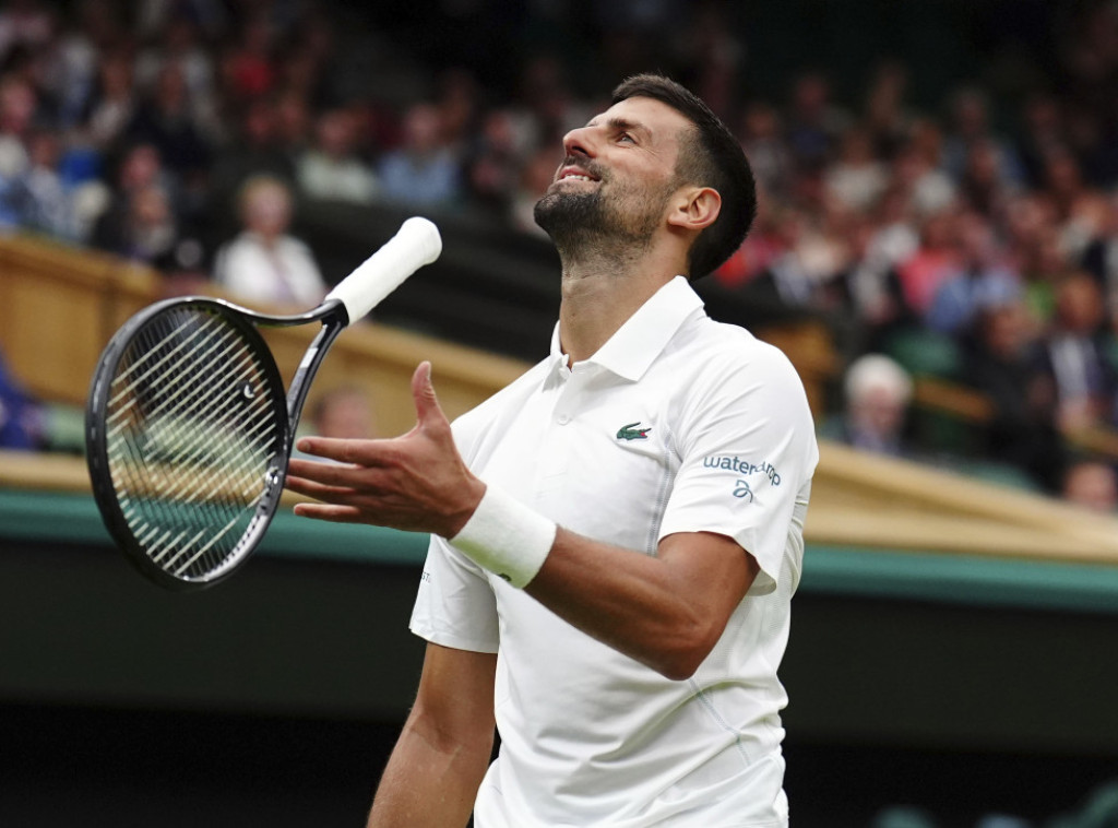 Djokovic beats Kopriva in Wimbledon opener