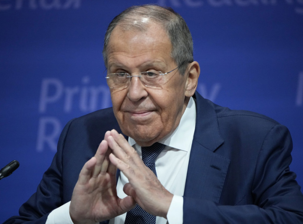 Lavrov i Sijarto razgovarali o ukrajinskoj krizi