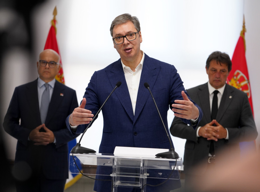 Vučić: Nećemo dozvoliti da Srbija izvozi lituijum, već litijumske baterije