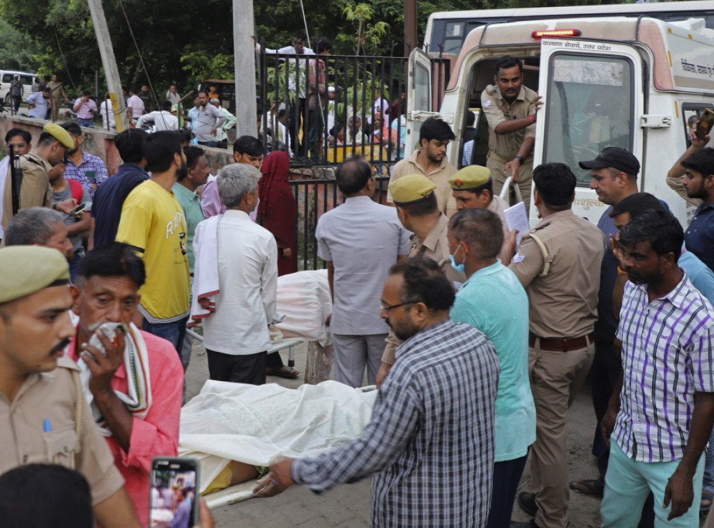 Indija: Predao se glavni organizator verskog događaja na kojem je poginula 121 osoba