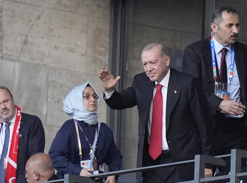 Erdogan u Berlinu na utakmici između Turske i Holandije