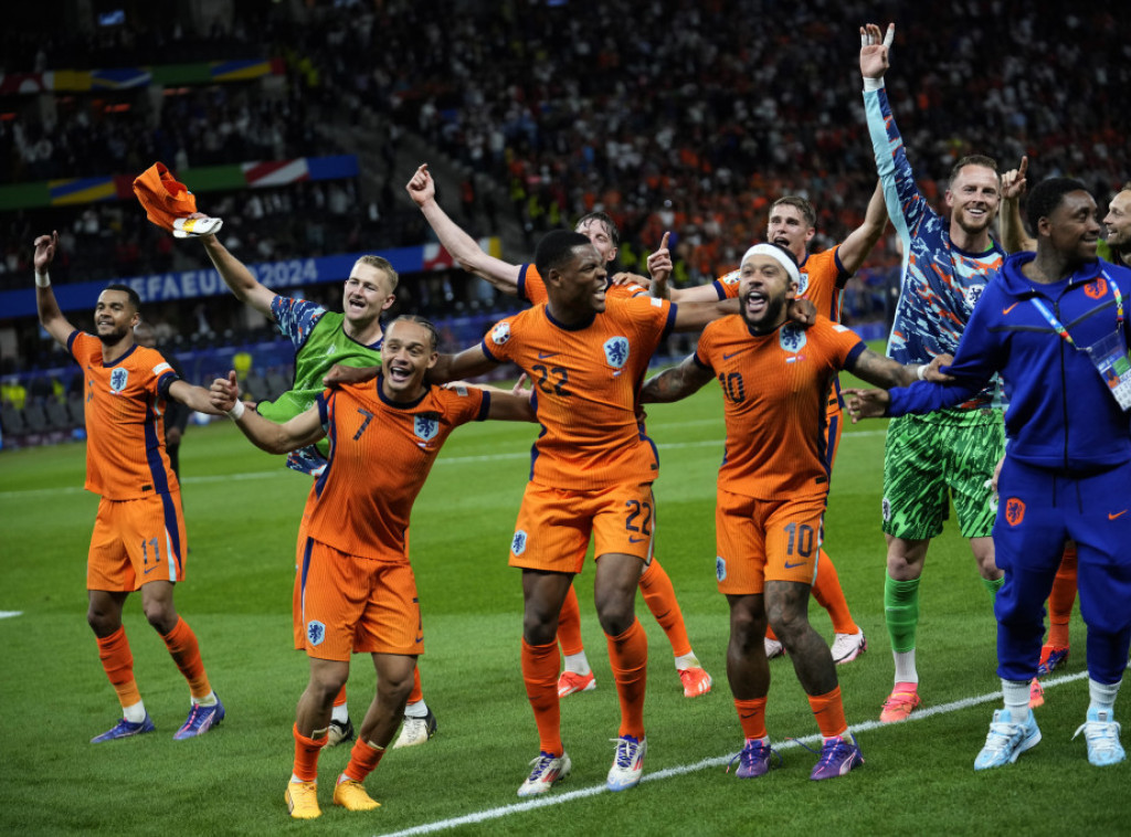Preokret Holandije za trijumf protiv Turske, u polufinalu Evropskog prvenstva protiv Engleske