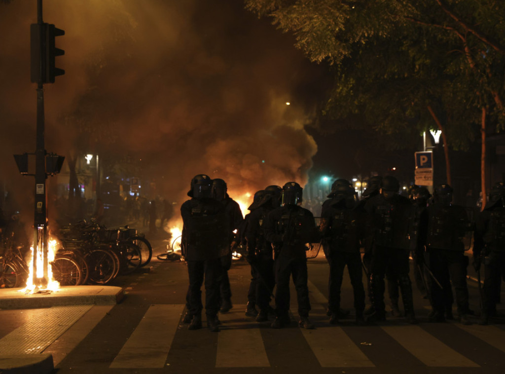 Figaro: U Parizu sukob policije i 500 pristalica ekstremne levice