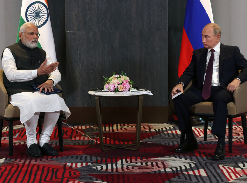 Putin i Modi razgovarali uz čaj u rezidenciji predsednika Rusije kod Moskve