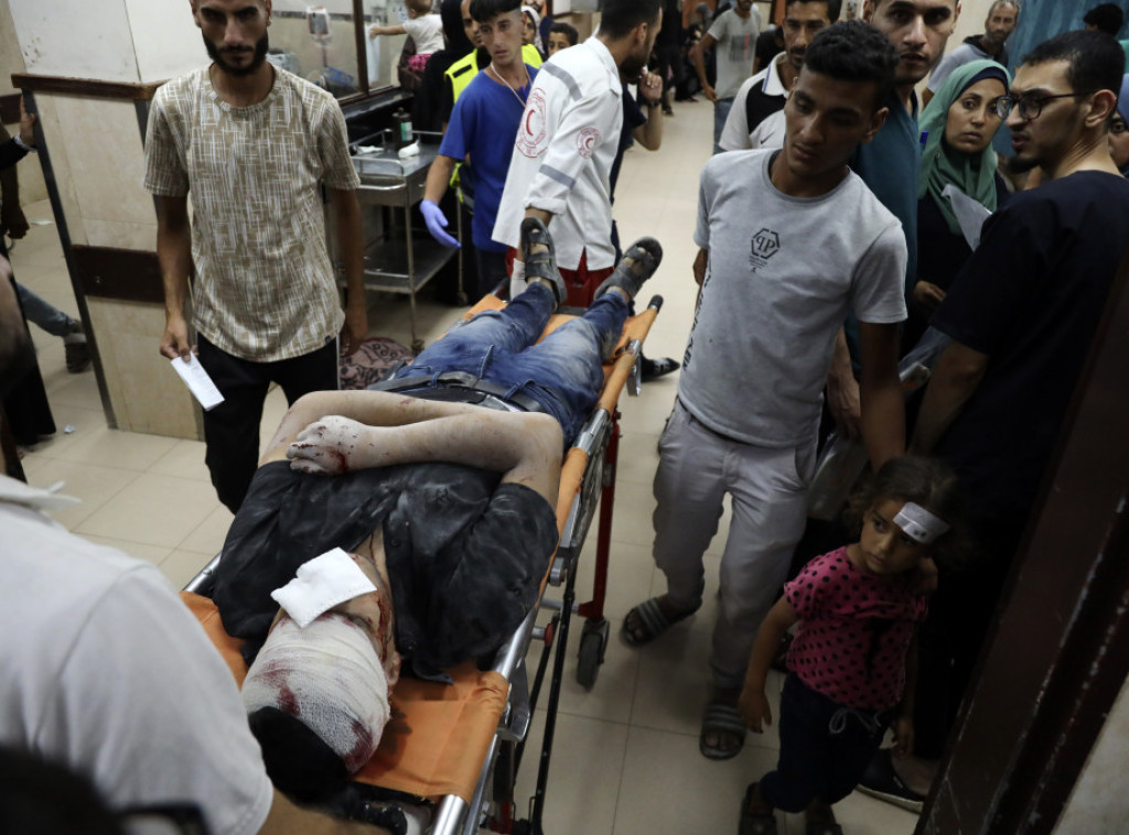 Izraelski napad na izbeglički kamp Bureidž, poginulo devetoro ljudi
