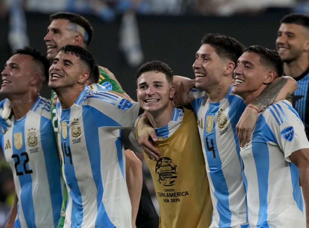 Fudbaleri Argentine pobedili Kanadu i plasirali se u finale Kupa Amerike