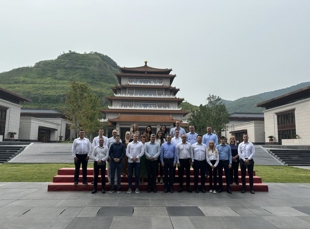 Delegacija SNS doputovala u posetu Kini