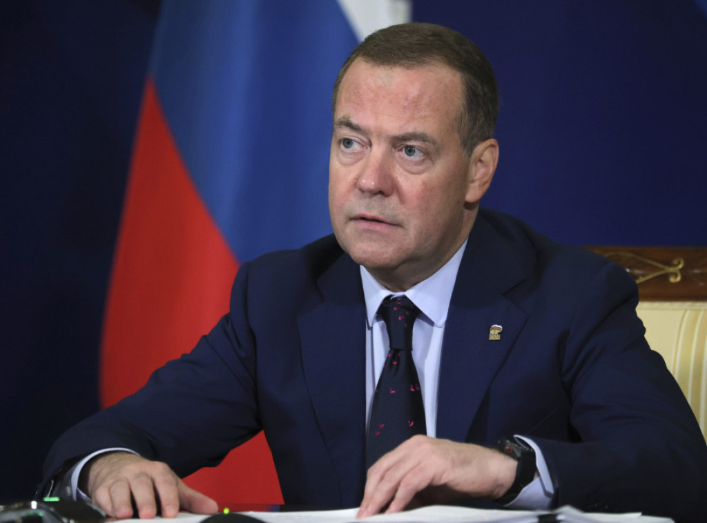 Medvedev: Put Ukrajine u NATO može da se završi ili nestankom te zemlje ili Alijanse