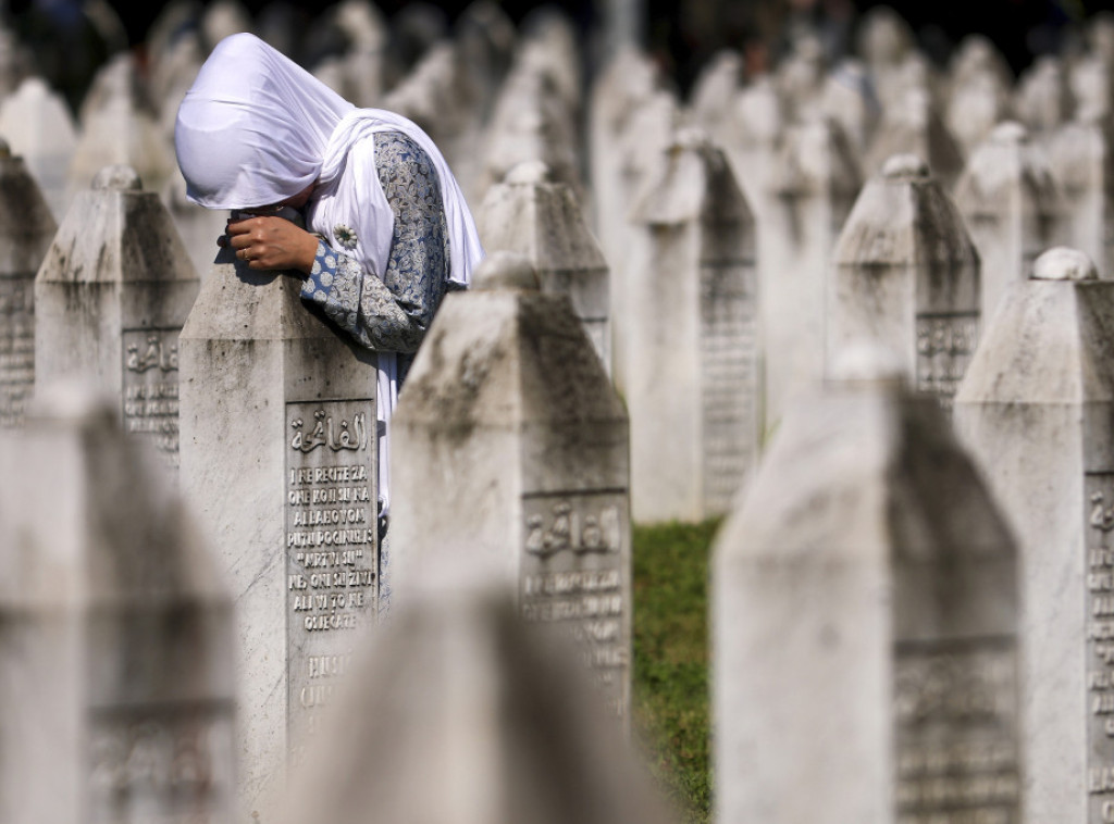 U Potočarima obeleženo 29 godina od stradanja Bošnjaka na području Srebrenice, skup protekao bez incidenata