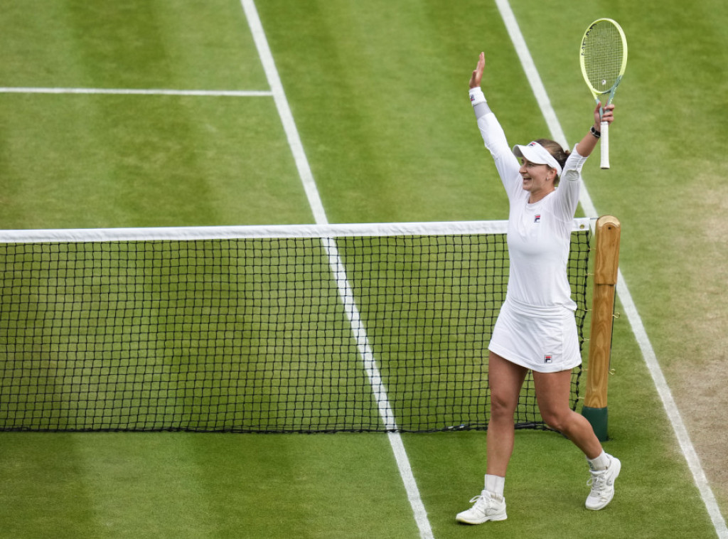 Češka teniserka Barbora Krejčikova igraće protiv Jasmin Paolini u finalu Vimbldona