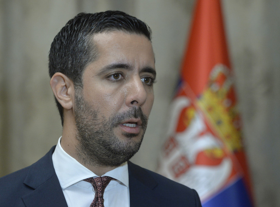 Momirović:Napadima na Vučića pokušavaju se diskvalifikovati rezultati negove politike