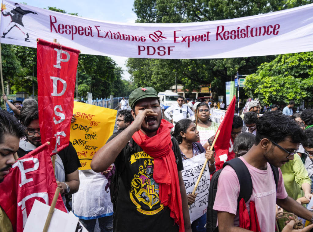 Bangladeš uvodi policijski čas i raspoređuje vojsku zbog studentskih protesta