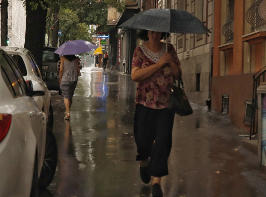 RHMZ upozorava na vremenske nepogode, na snazi narandžasti meteo-alarm