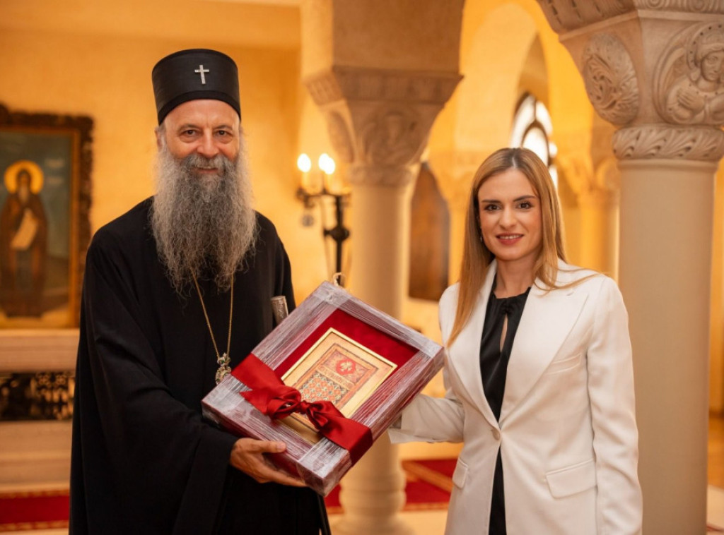 Đurđević Stamenkovski i patrijarh Porfirije tazgovarali o povećanju roditeljskog dodatka