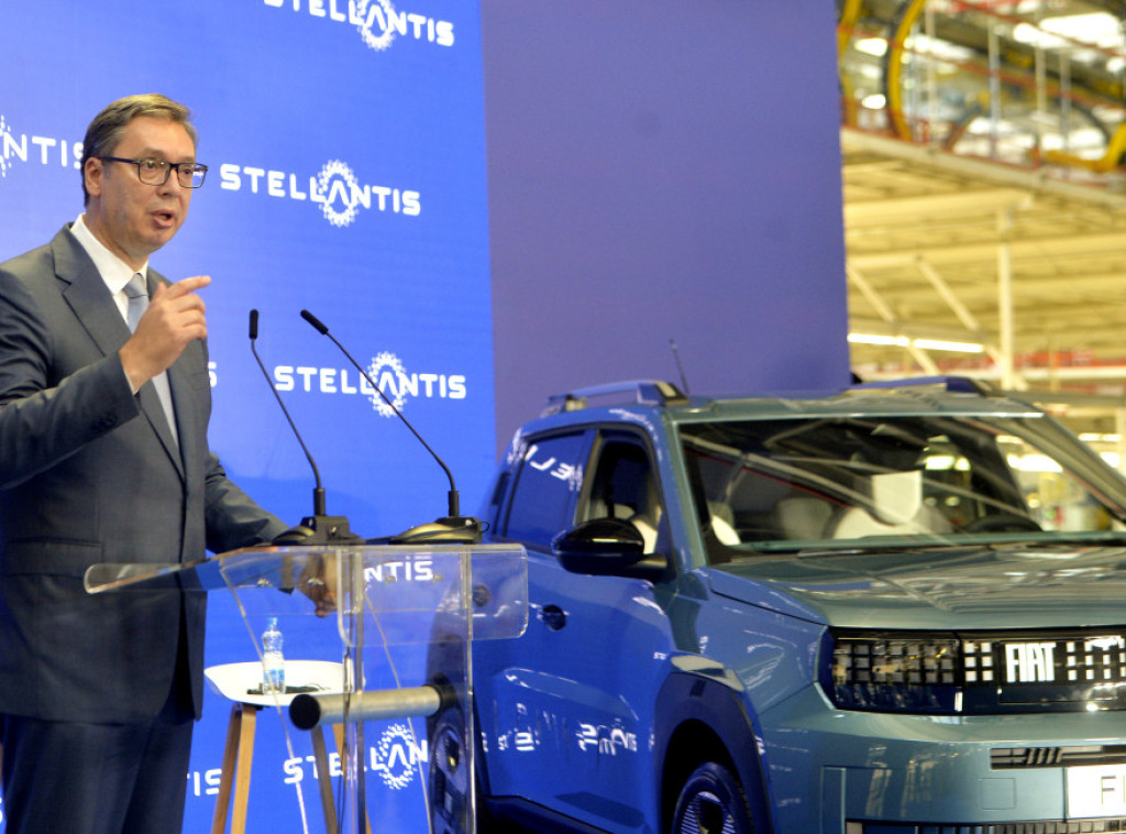 Vucic: Kragujevac plant joint success of Serbia, Stellantis