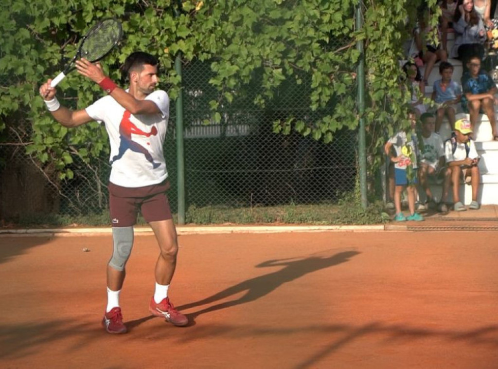 Novak Đoković održao trening na Slovenskoj plaži i poslednje pripreme za Pariz