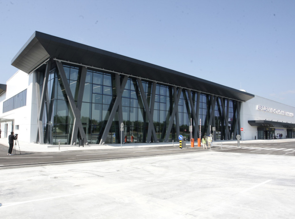 Vučić prisustvuje otvaranju nove terminalne zgrade aerodroma "Konstantin Veliki" u Nišu