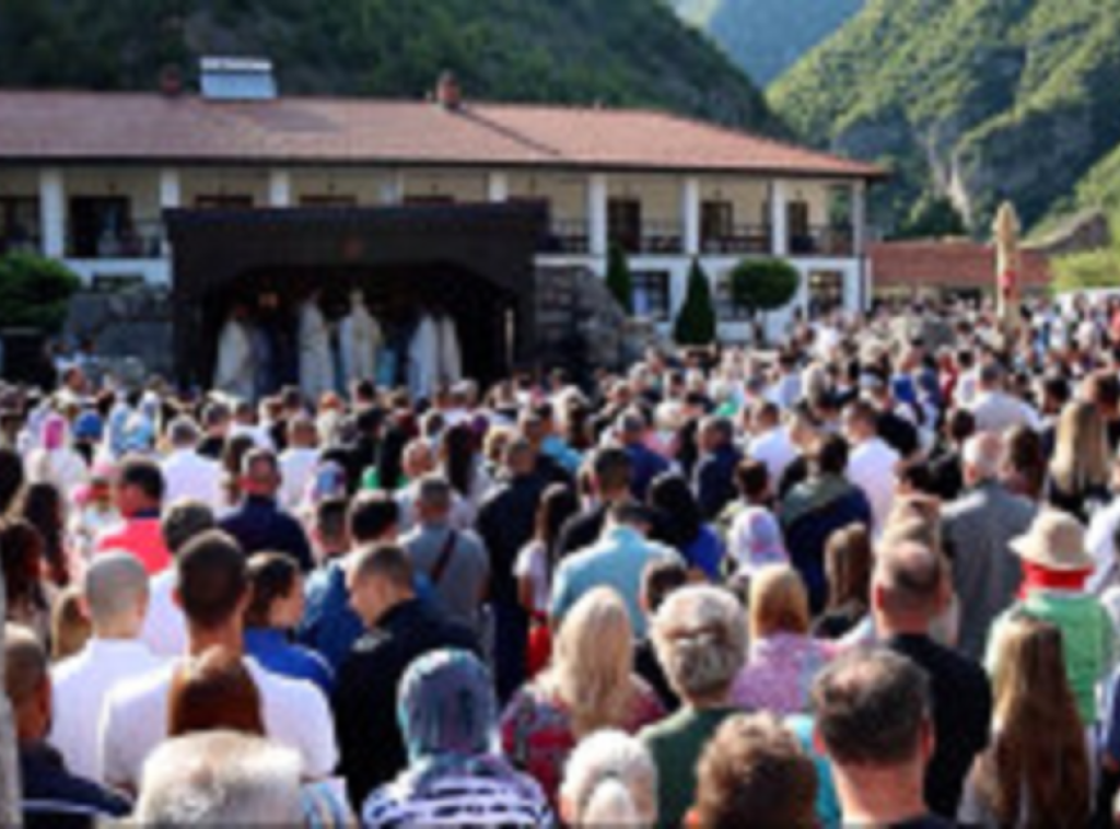 U Svetim Arhangelima kod Prizrena obeležena manastirska slava