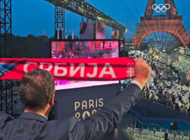 Vučić pozdravio olimpijski tim Srbije: Izuzetan je osećaj videti naše sportiste na Olimpijskim igrama