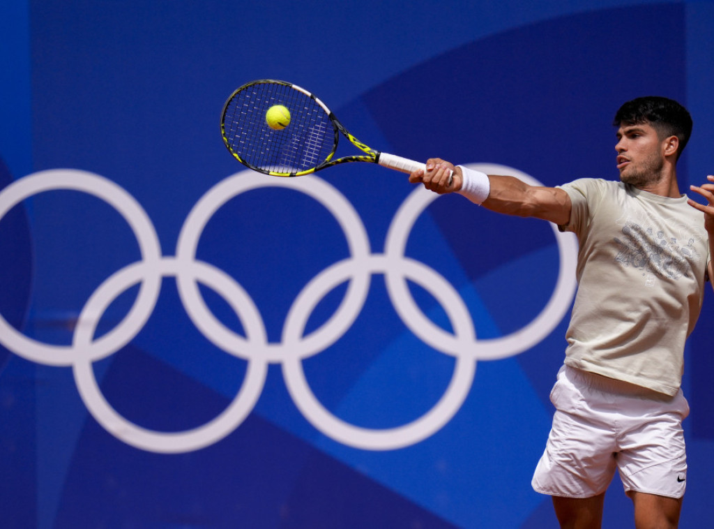 Španski teniser Karlos Alkaraz plasirao se u drugo kolo na Olimpijskim igrama