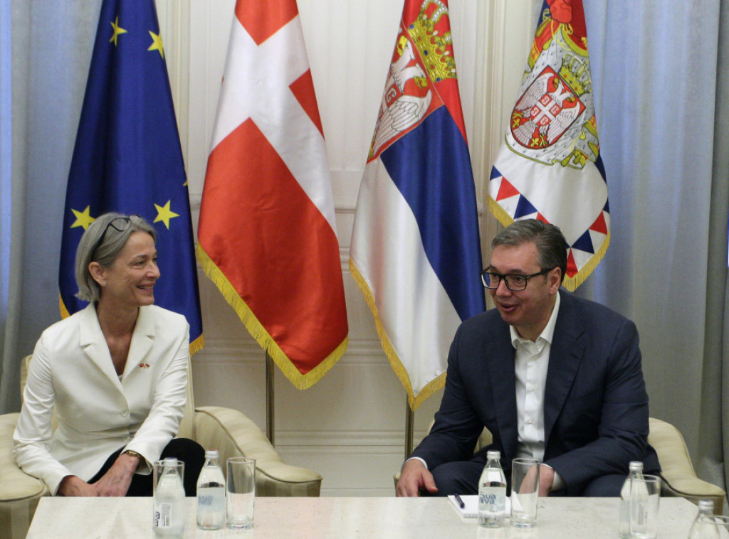 Vučić primio u oproštajnu posetu ambasadorsku Kraljevine Danske