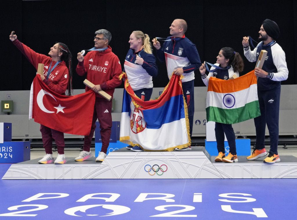 Arunovic/Mikec win Olympic gold for Serbia in 10 m air pistol mixed team shooting event