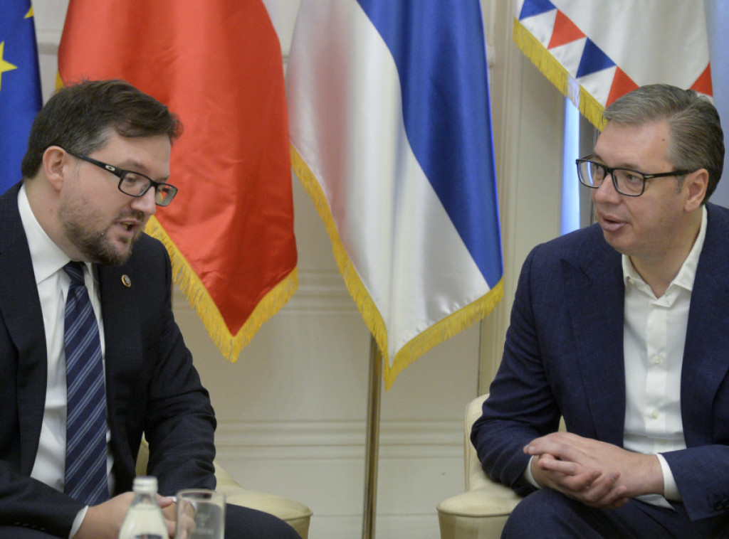 Predsednik Vučić primio u oproštajnu posetu ambasadora Poljske