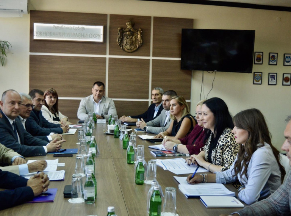 Ministarka Žarić Kovačević sastala se u Novom Sadu sa predsednicima opština Južnobačkog upravnog okruga