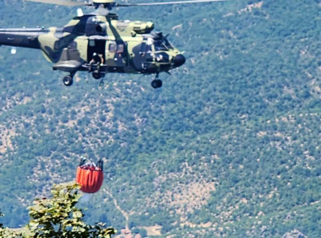 Pripadnici MUP i vatrogasci gase požare kod Raške, Bujanovca i na istoku Severne Makedonije