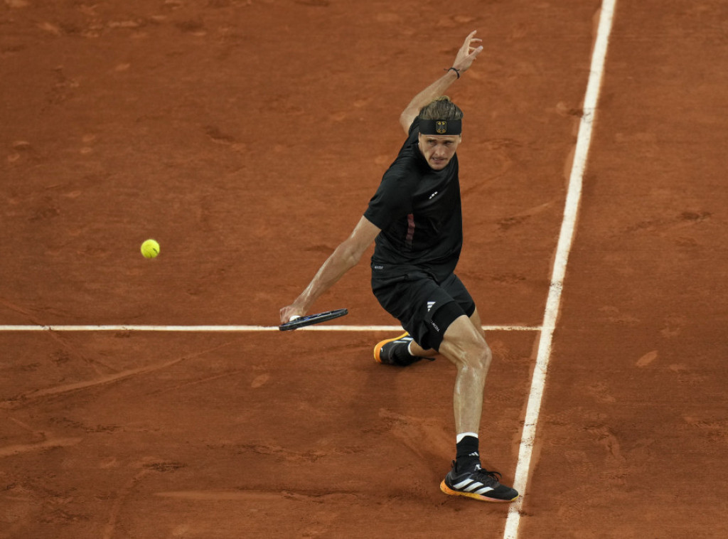 Branilac olimpijskog zlata Aleksander Zverev stigao do četvrtfinala OI