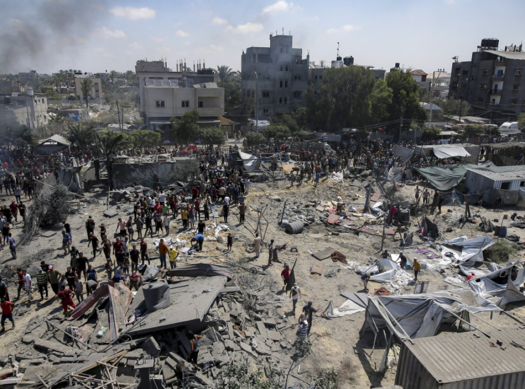 Najmanje 10 Palestinaca poginulo u izraelskom napadu na školu u Gazi