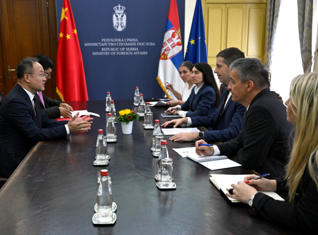 Ministar Đurić razgovarao sa ambasadorom Kine Li Mingom o odnosima i saradnji dve zemlje