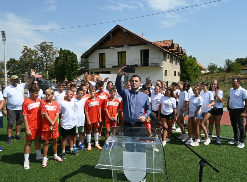 Đorđe Milićević obišao letnje kampove za mlade iz dijaspore i regiona u Beogradu i Požarevcu