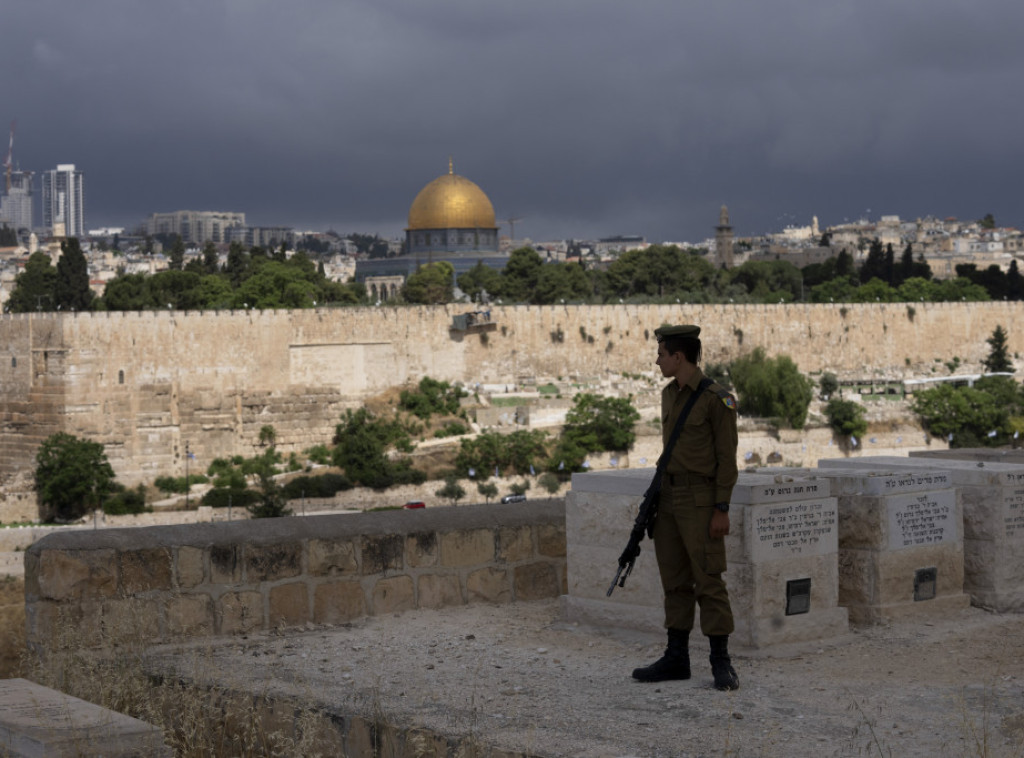 Izrael uhapsio imama džamije Al-Aksa jer je žalio za Ismailom Hanijeom