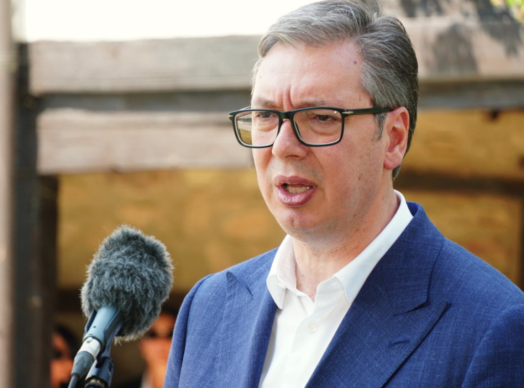 Vučić u Loznici obilazi kasarnu "Podnarednik Momčilo Gavrić"