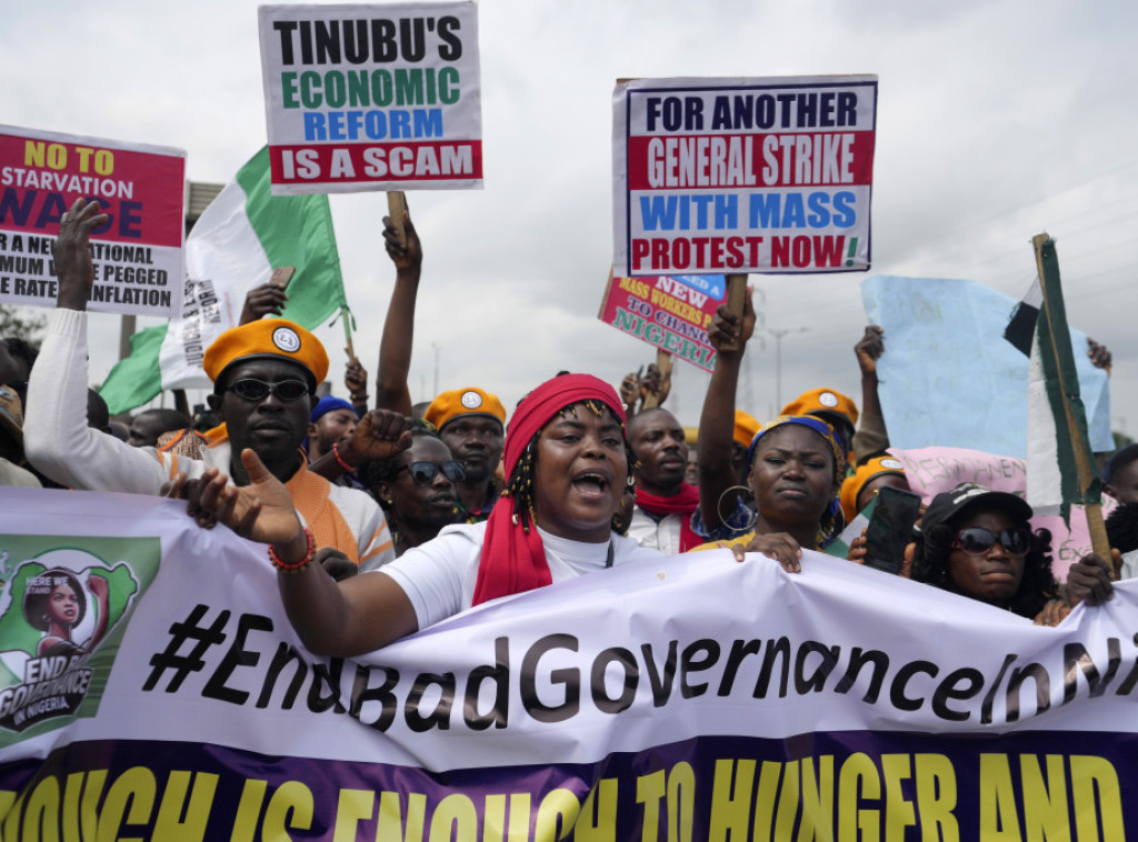 Nigerija uhapsila krojače koji su šili ruske zastave za antivladine proteste