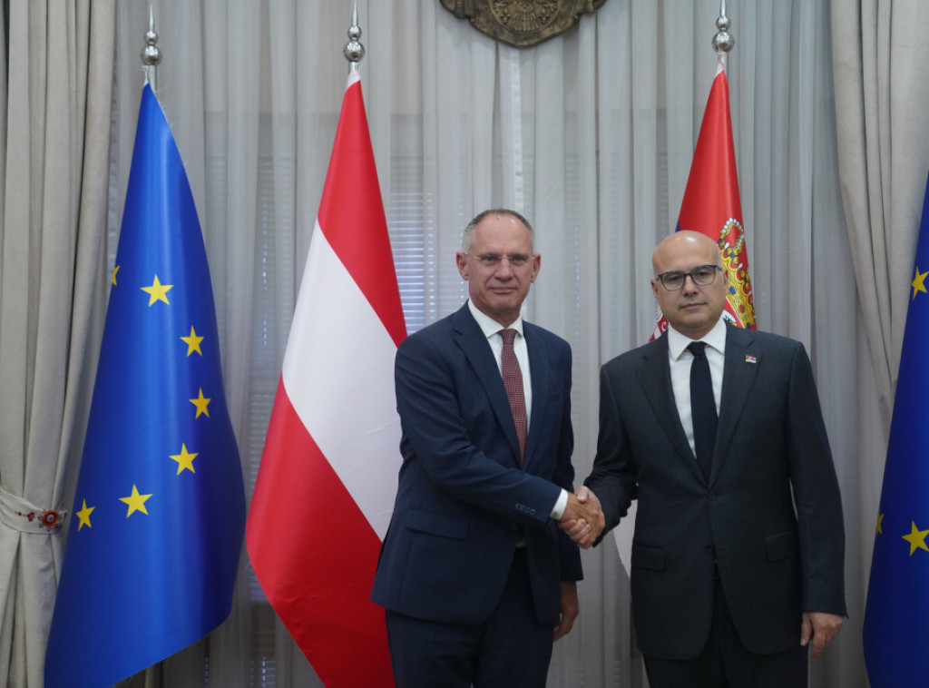 Vučević sa austrijskim ministrom razgovarao o bilateralnoj bezbednosti
