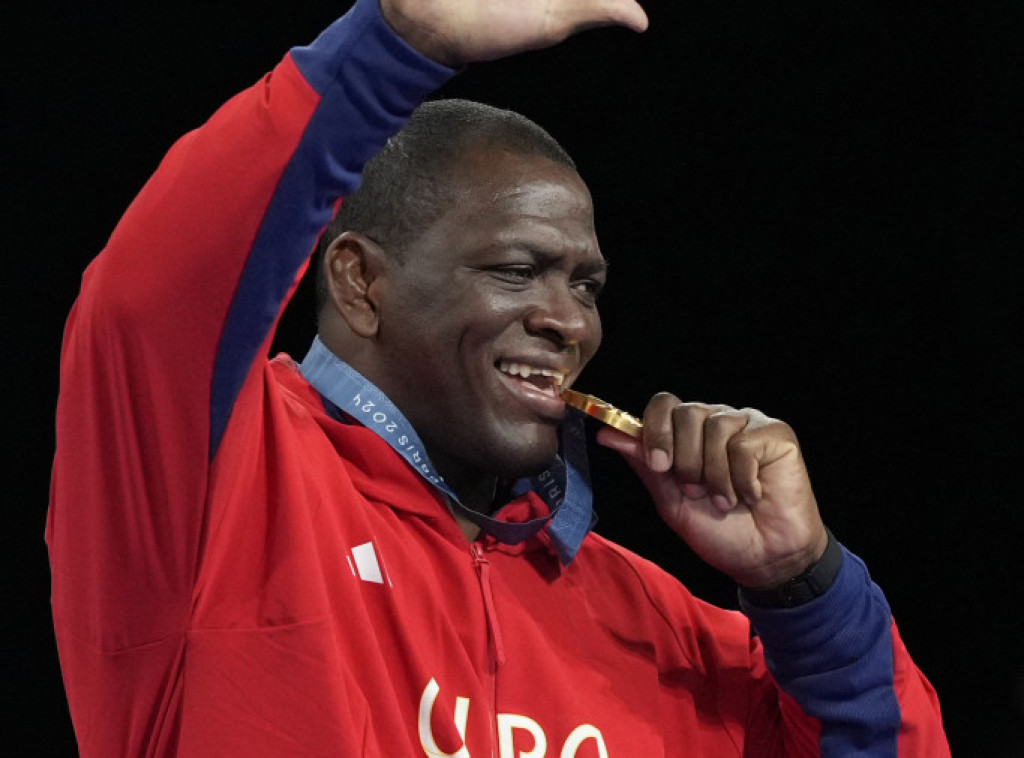 Kubanski rvač Mihain Lopes Nunjes osvojio petu zlatnu olimpijsku medalju u karijeri