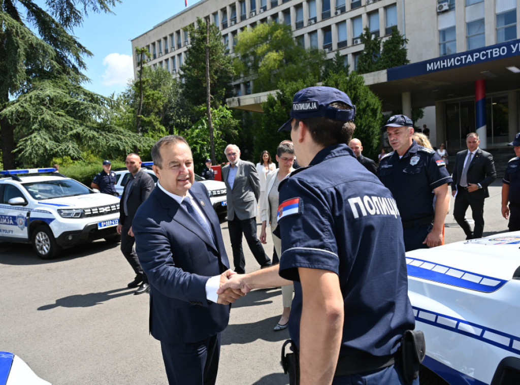 Ivica Dačić: Učesnici protesta da poštuju zakon, javni red i mir, nasilje se neće dozvoliti