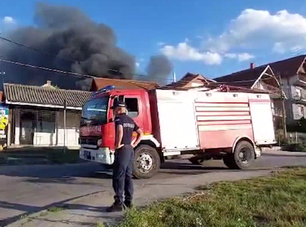 Gori fabrika peleta u Kragujevcu