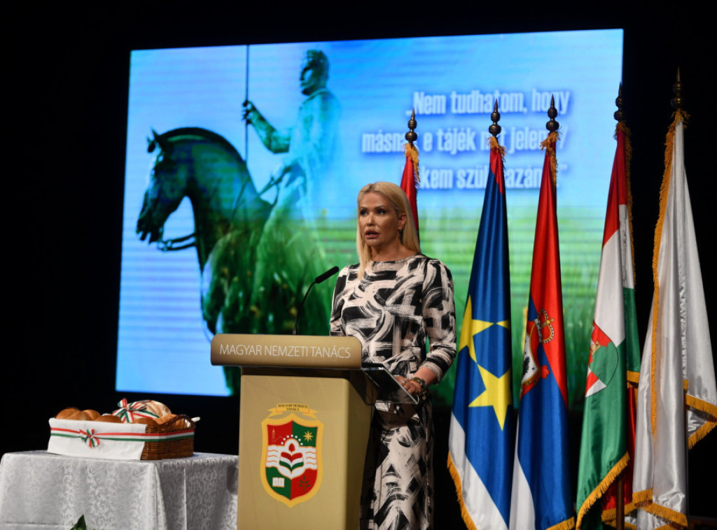 Sandra Božić: Dan Svetog Ištvana od posebne važnosti za AP Vojvodinu