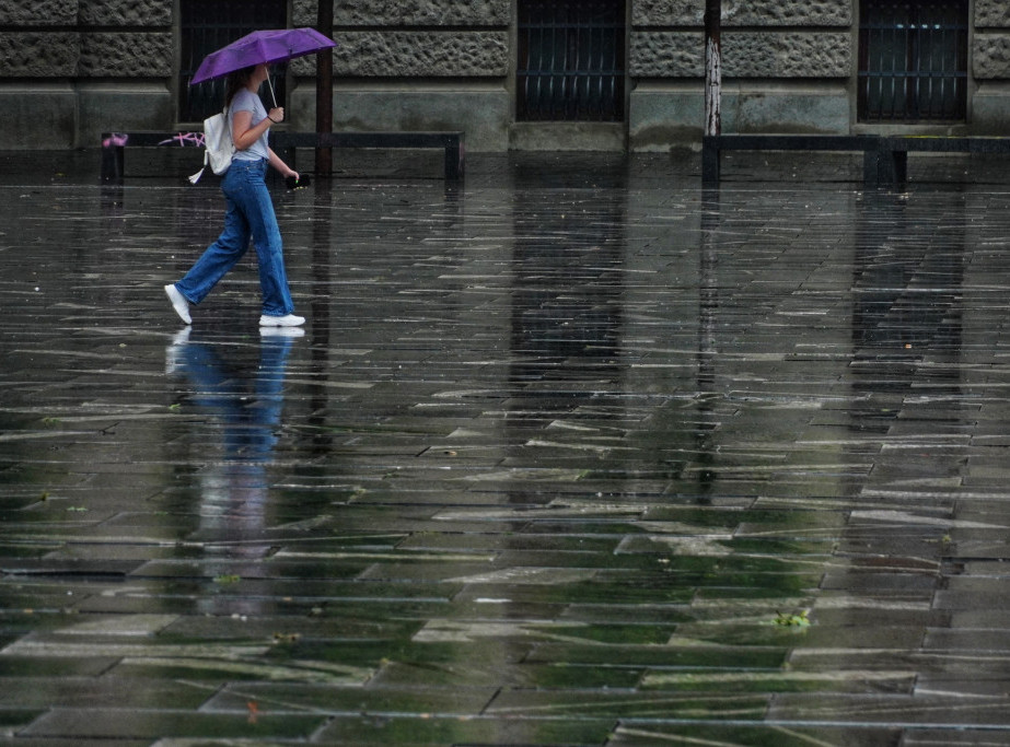 U Srbiji danas promenljivo oblačno vreme, mestimično kratkotrajni pljuskovi