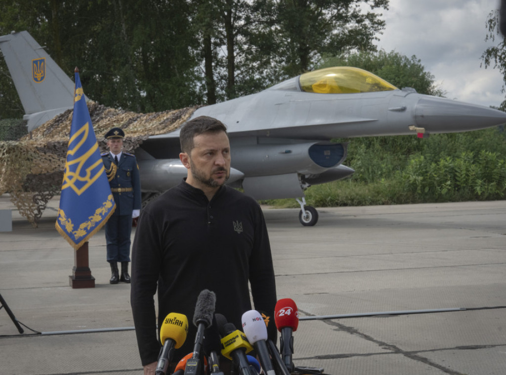 Zelenski: Uz dozvolu za gađanje ruskih aviona, ne bi bilo udara na Harkov