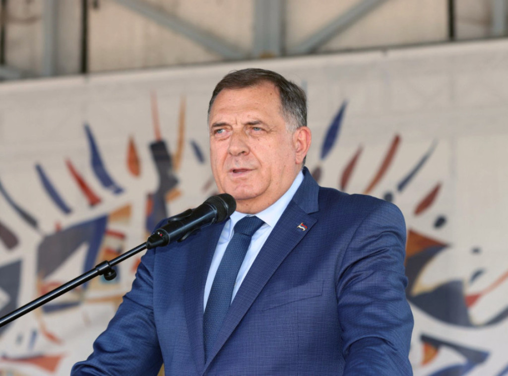 Dodik: Nikad nećemo odustati od Republike Srpske i povinovati se američkim interesima